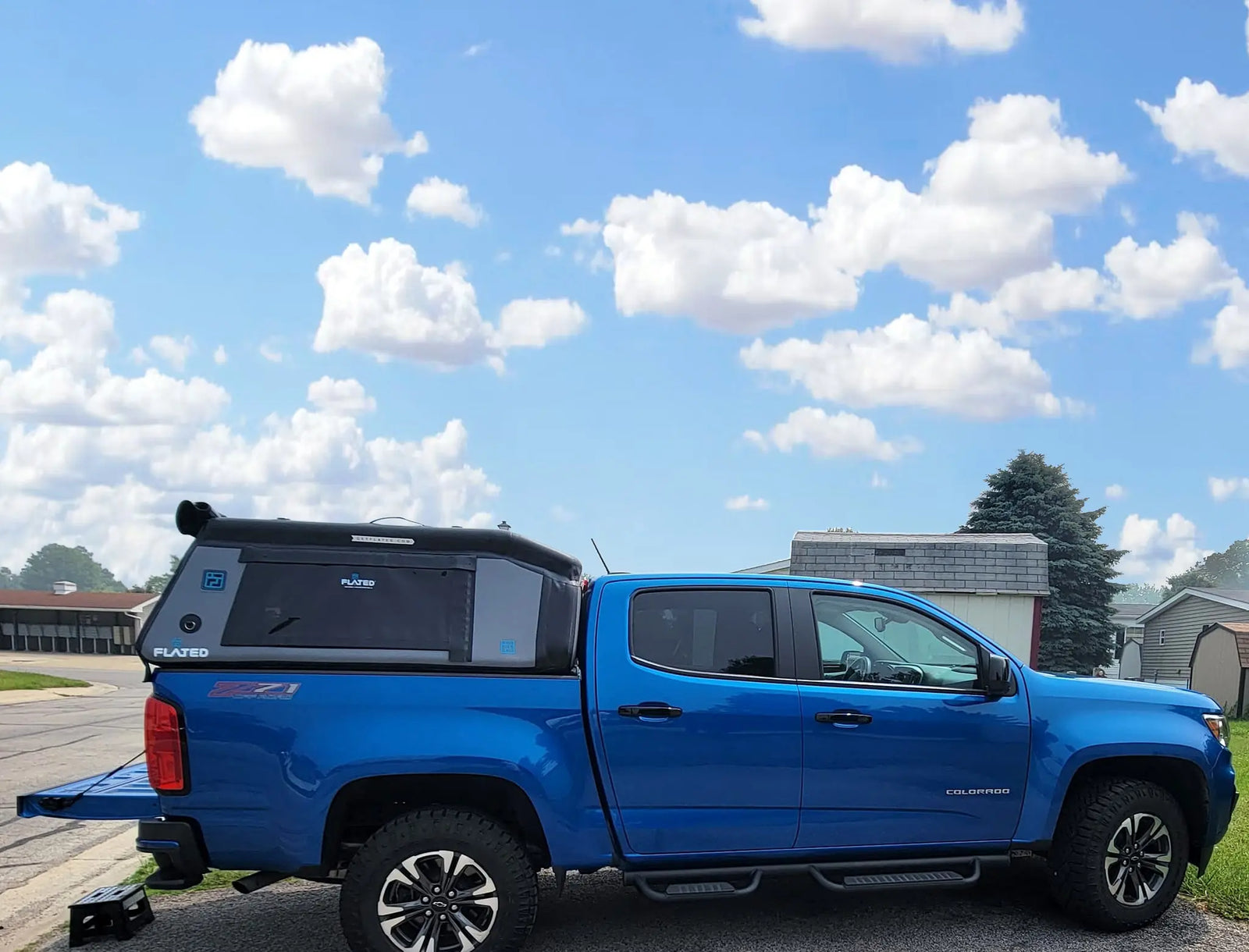 Advantages-of-Truck-Bed-Camping FLATED